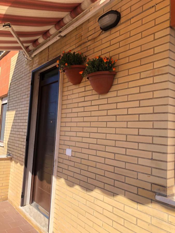 Appartamento Sea Breeze House Fiumicino Esterno foto